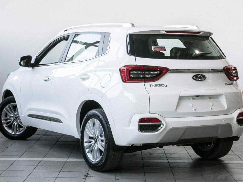 Chery Tiggo 4 Pro белый