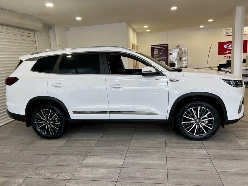 Chery Tiggo 8 Pro Max белый