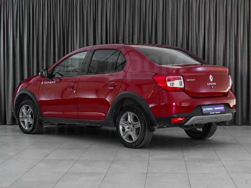 Рено логан степвей 2022