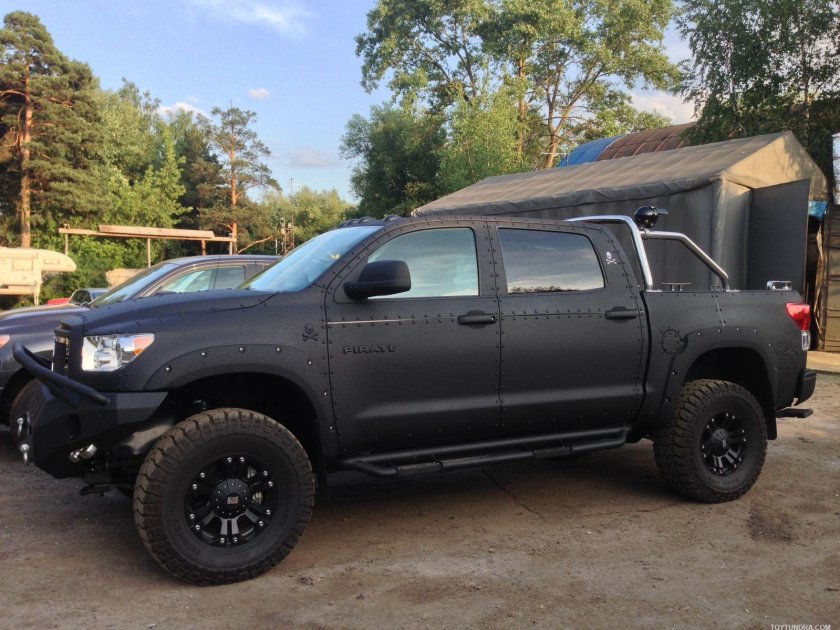 Тойота тундра лайн Икс