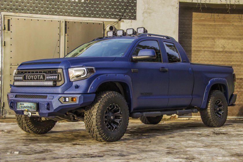 Тойота тундра джип