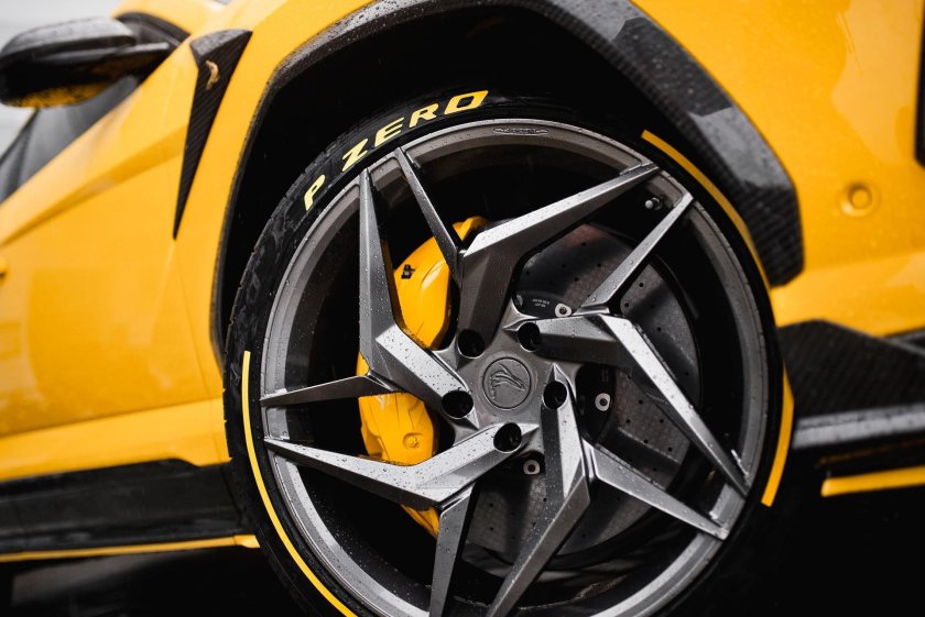 Lamborghini Urus колеса