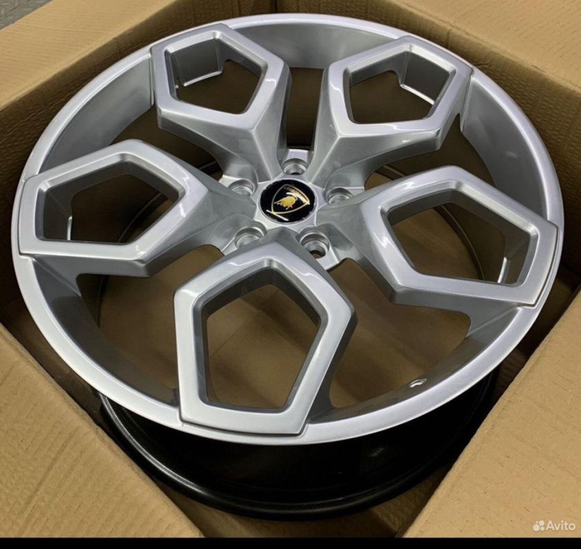 Кованые диски ламборджини урус