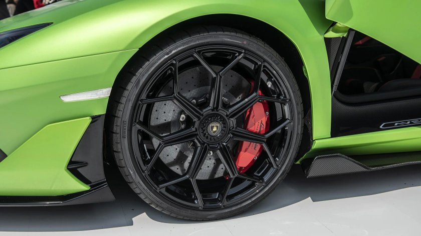 Lamborghini Aventador SVJ