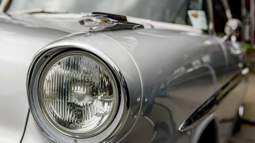 Красивое фото фары машины