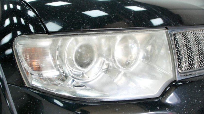 Mitsubishi outlander 2007