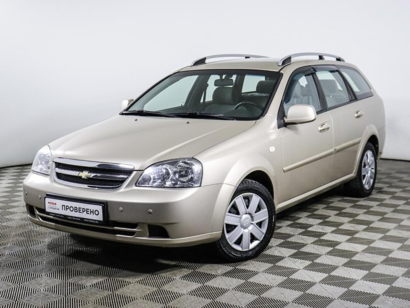 Шевроле Лачетти универсал бежевый