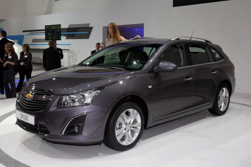Chevrolet Cruze 2013 универсал
