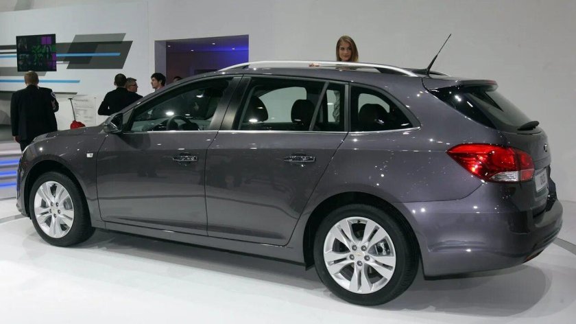 Chevrolet Cruze 2013 универсал
