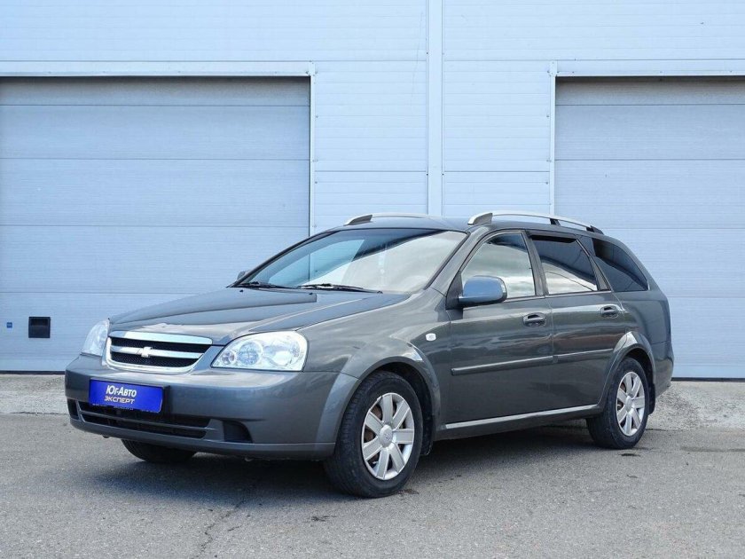 Шевроле Лачетти универсал серая