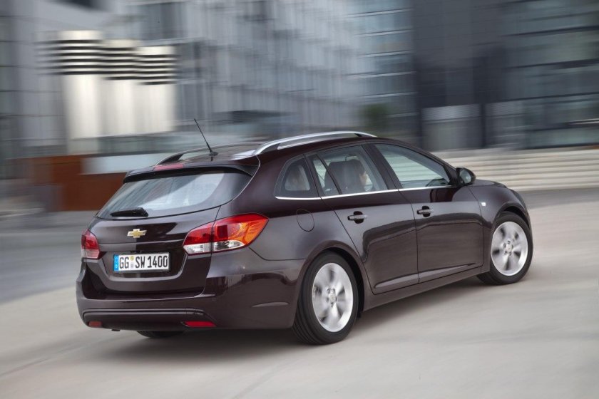 Chevrolet Cruze 2012 универсал