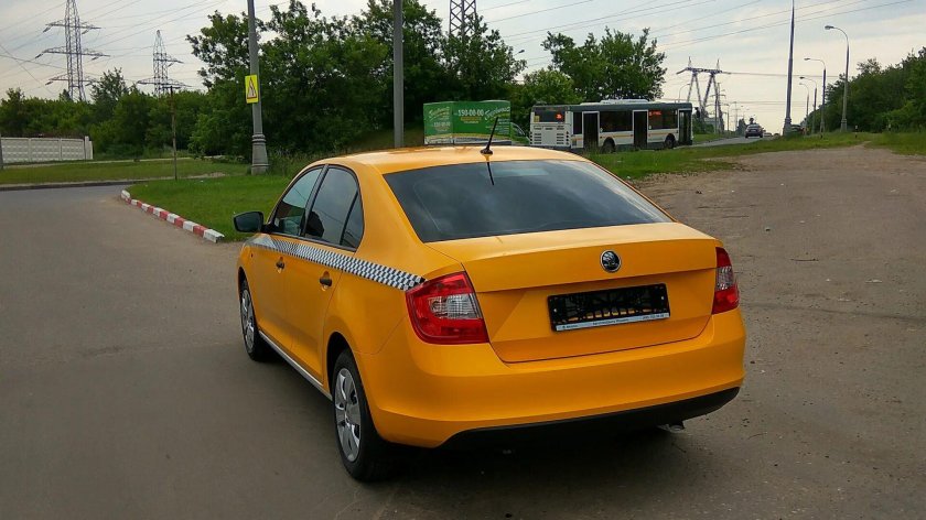 Шкода рапид такси