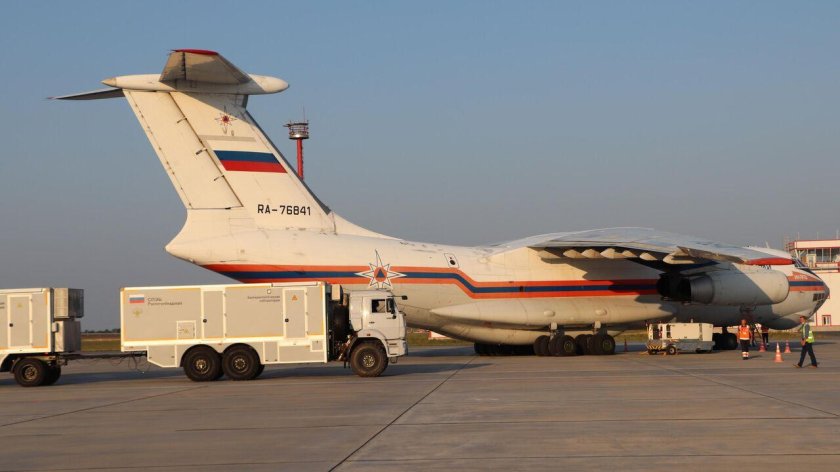 Самолет МЧС