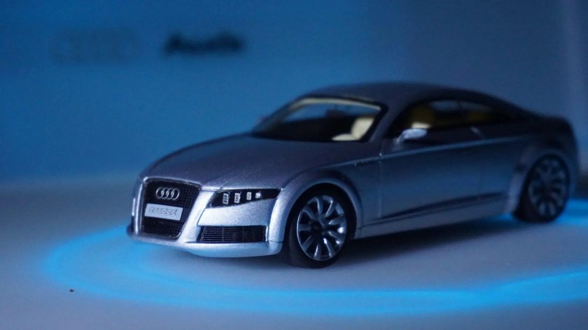 Радиоуправляемая машинка audi tt silver масштаб