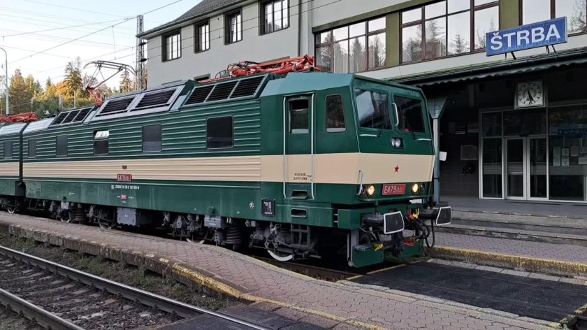 Электровоз skoda e499