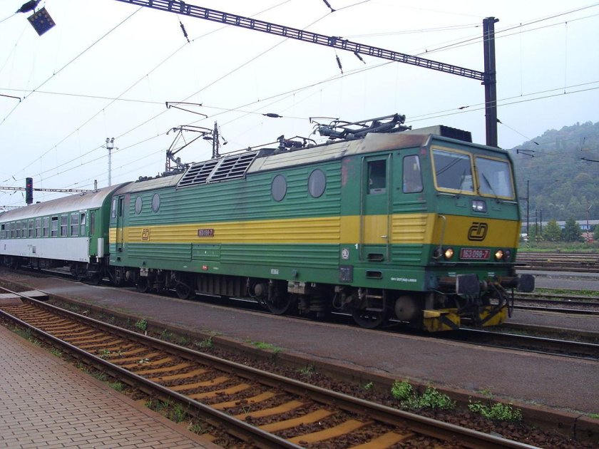 Электровоз Skoda e499