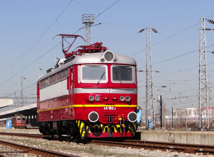 Электровоз Болгарии