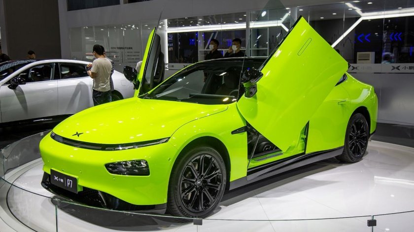 Электромобиль Xpeng p7