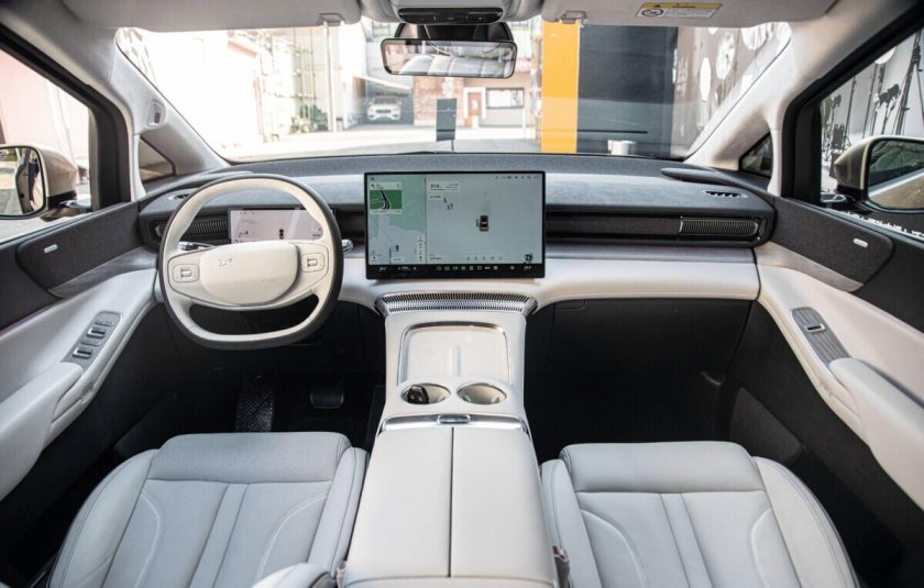 Минивэн китайский