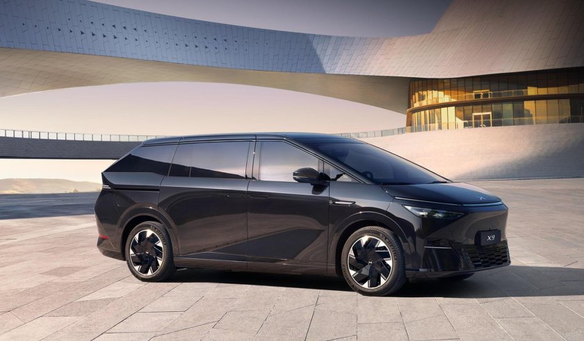 Минивэн ИЖ ультрамарин 2024