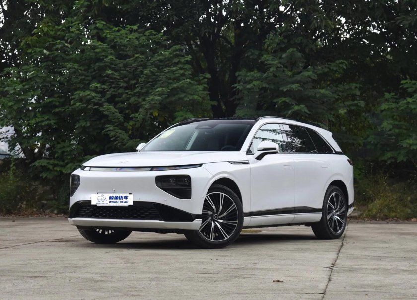 Китайская электромобиль