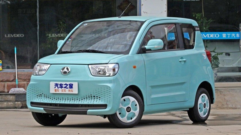 Китайский электромобиль BAW