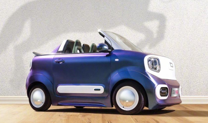 Электромобиль маленький