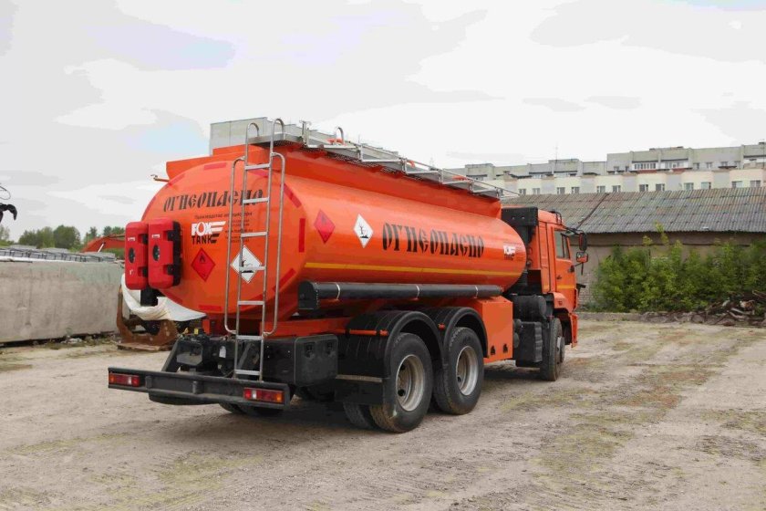 КАМАЗ 65115 АЦ-15