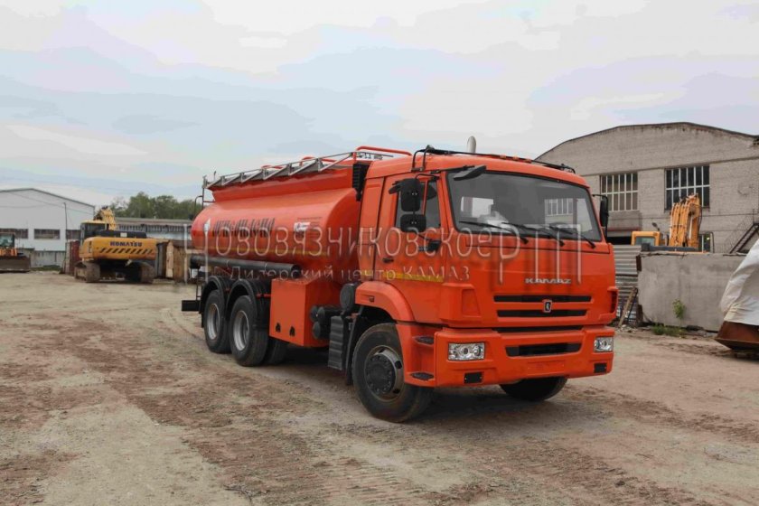 Топливозаправщик АТЗ-10 на шасси КАМАЗ 65115