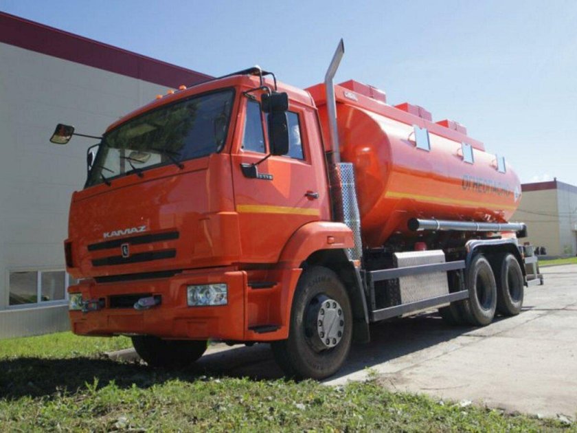 Автотопливозаправщик КАМАЗ 65115