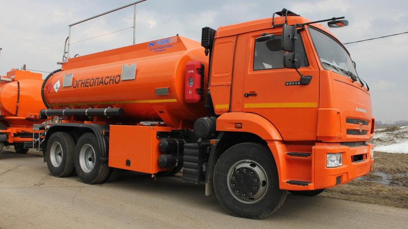 Топливозаправщик КАМАЗ 65115