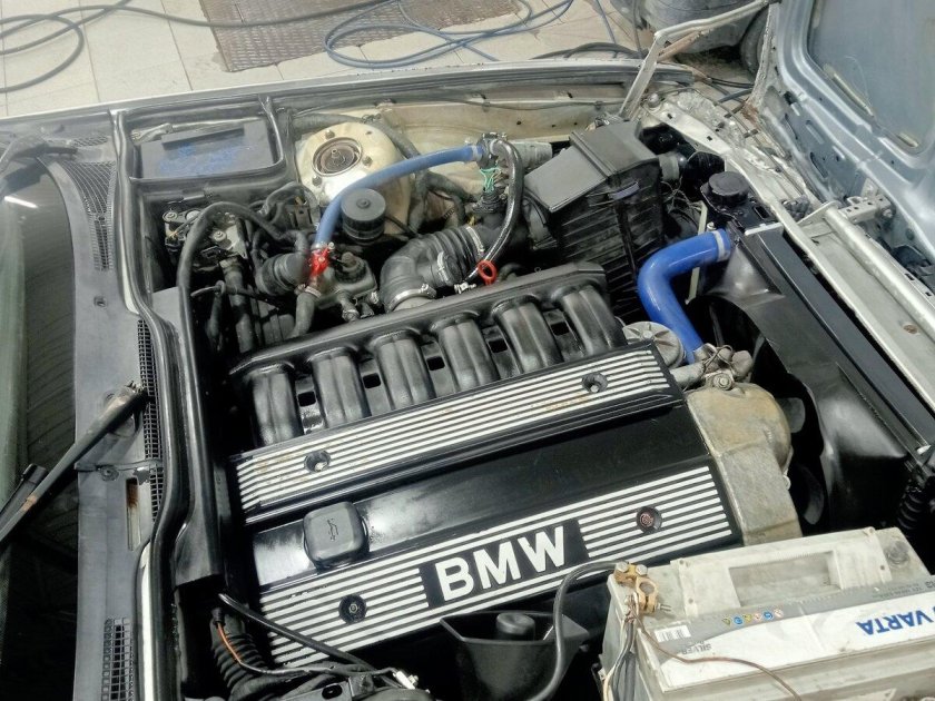 Bmw e34 525i двигатель