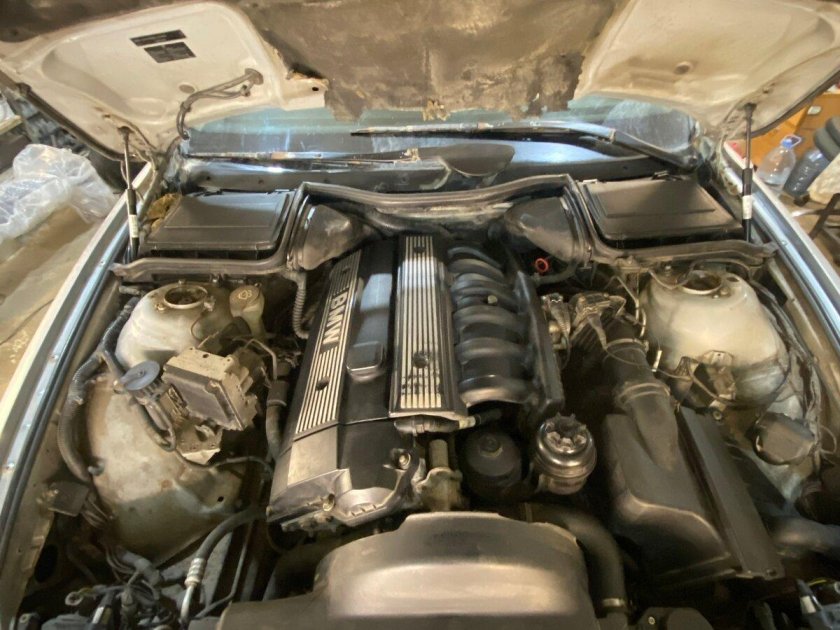 Двигатель бмв е39 520i