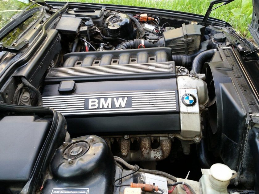БМВ Е 34 520 I двигатель