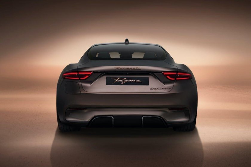 Мазерати gran turismo 2023