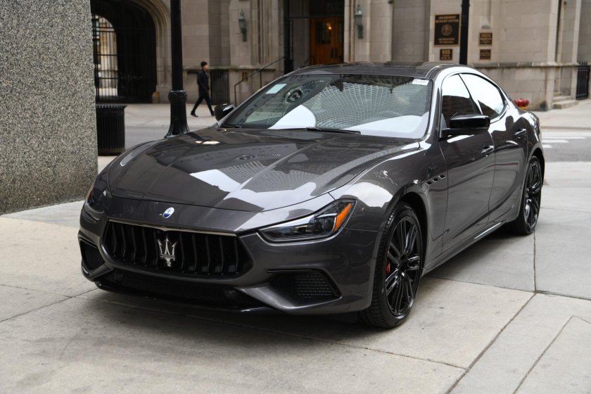 Maserati Ghibli 2021