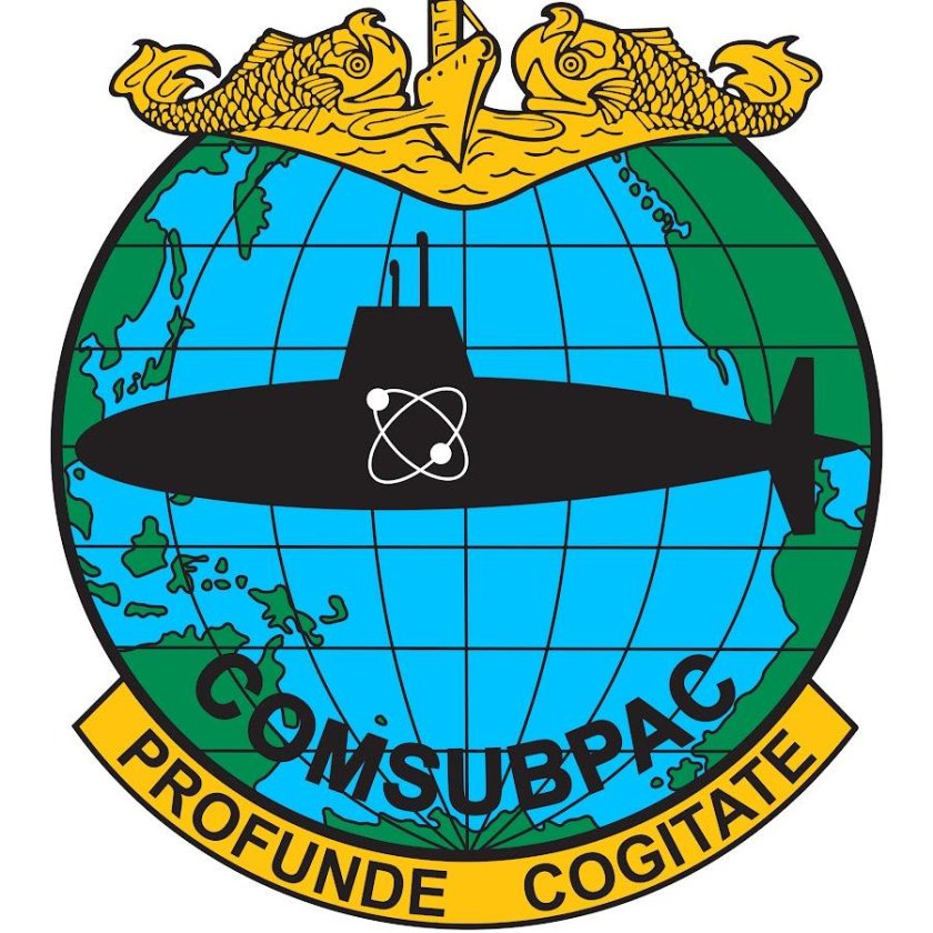 Эмблема подводников