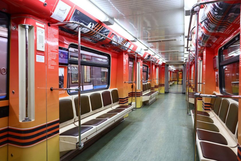 Тематические поезда метро посвященные выставке