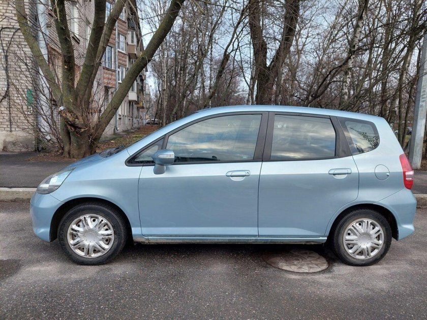 Хонда фит 2003 года