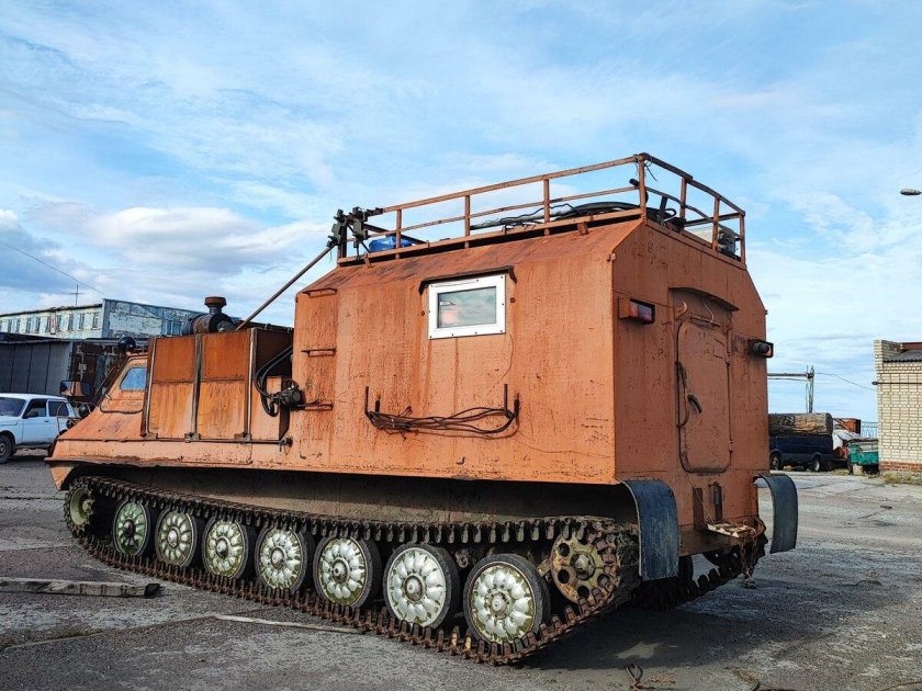 Гусеничный снегоболотоход газ 34039