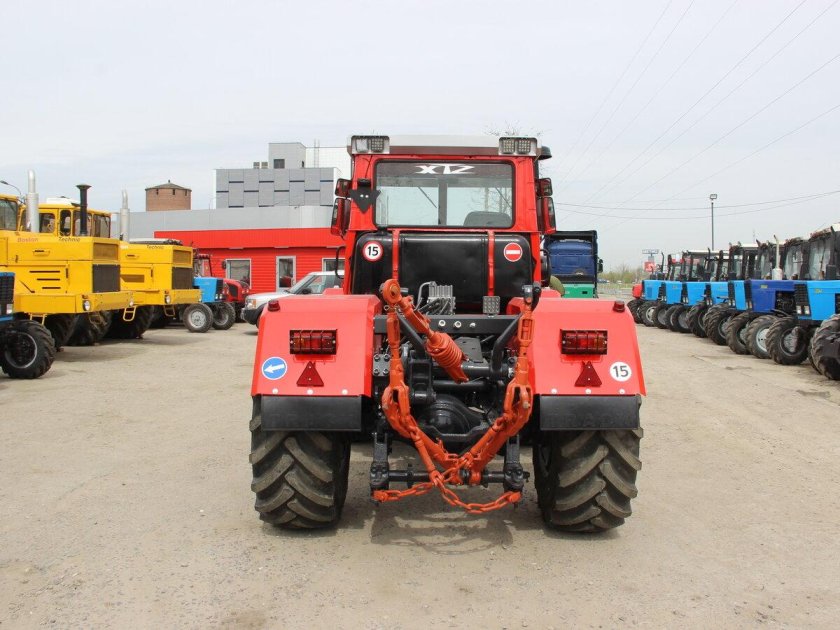 Трактор хтз т 150