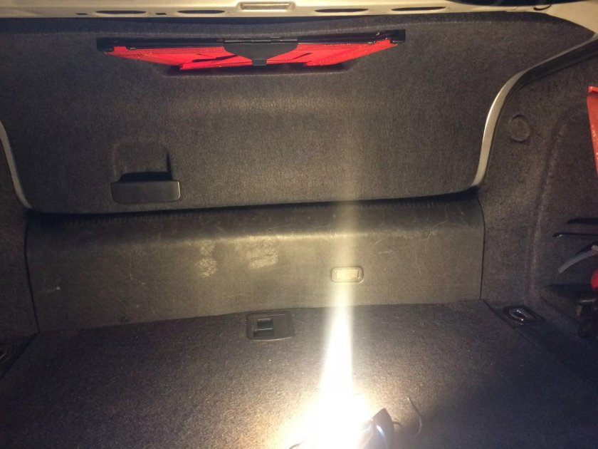 Открытие багажника в Ауди а 4