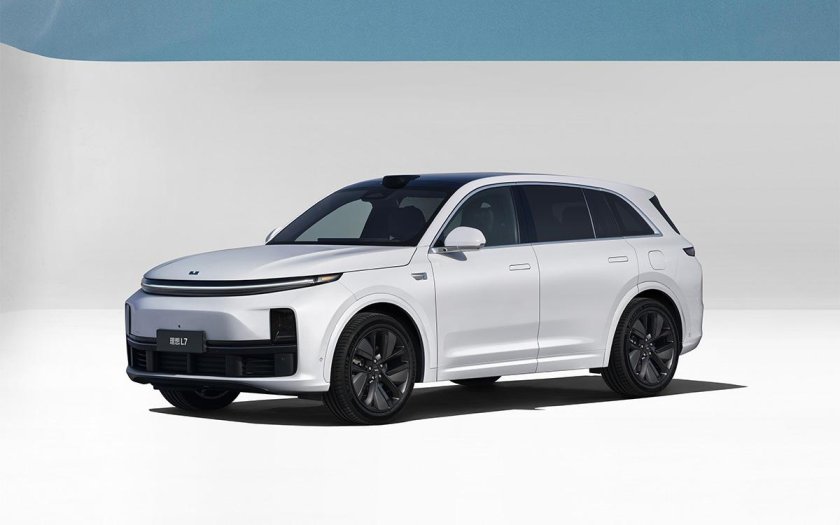 Автомобиль lixiang