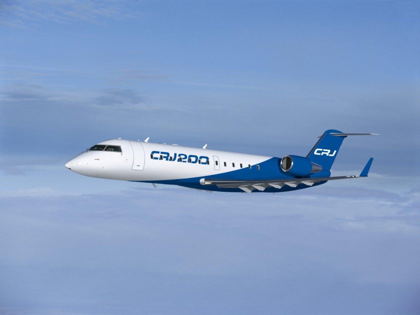 Самолёт бомбардье crj 100 200