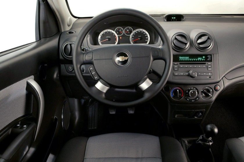 Chevrolet Aveo 2008 салон