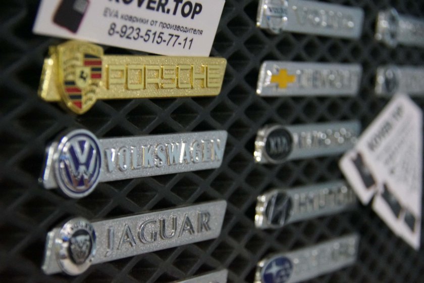 Шильдик Volkswagen для ковриков Eva