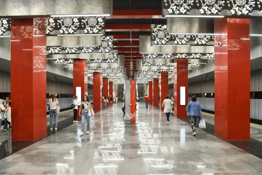 Мичуринский проспект (станция метро, большая Кольцевая линия)