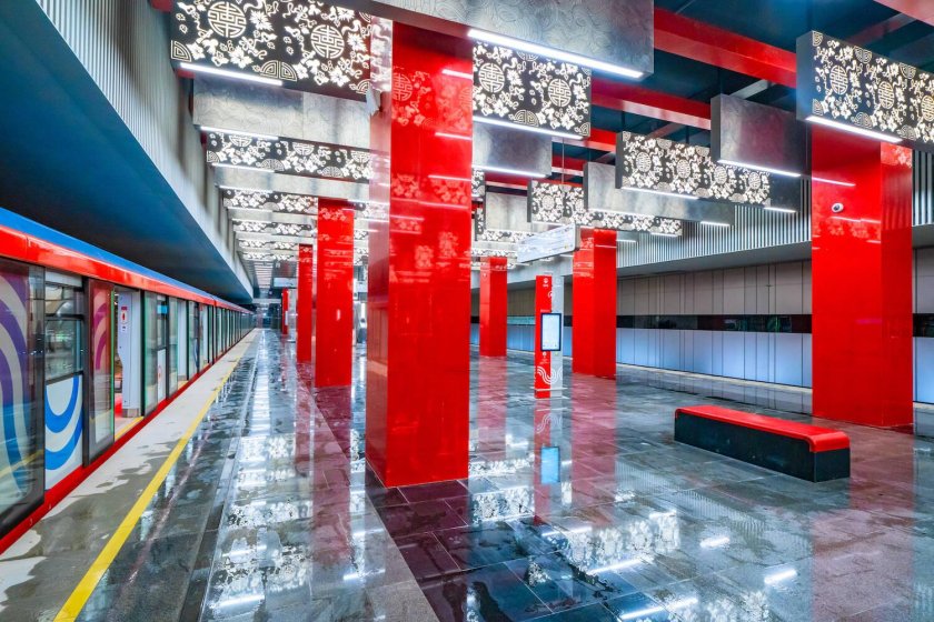 Станция метро Мичуринский проспект