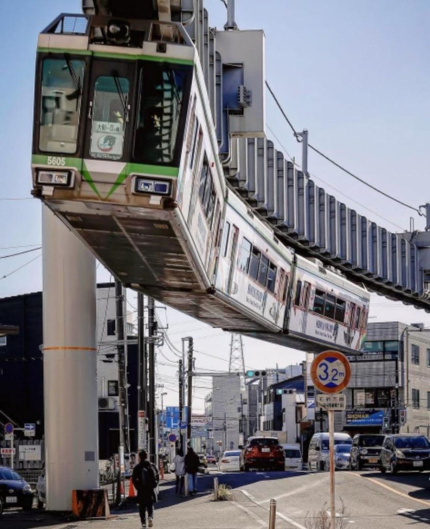 Shonan monorail