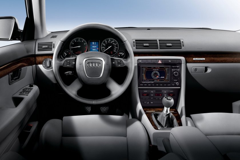 Ауди а4 в7 салон